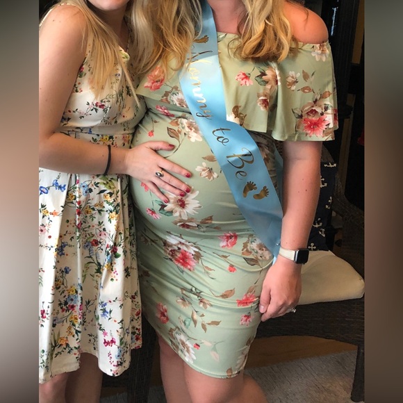 Hello MIZ Floral Off-Shoulder maternity Dress - Picture 1 of 4